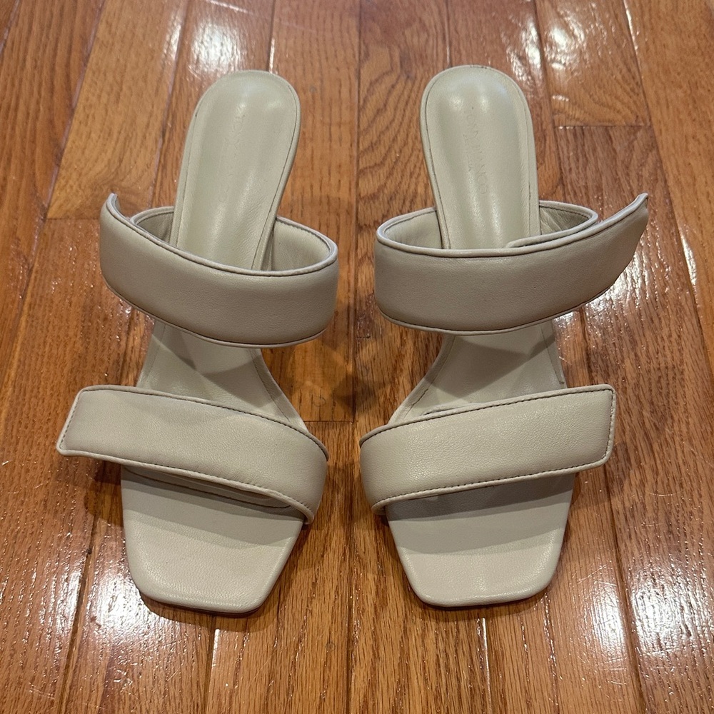 Elegant Cream Women's Sandals